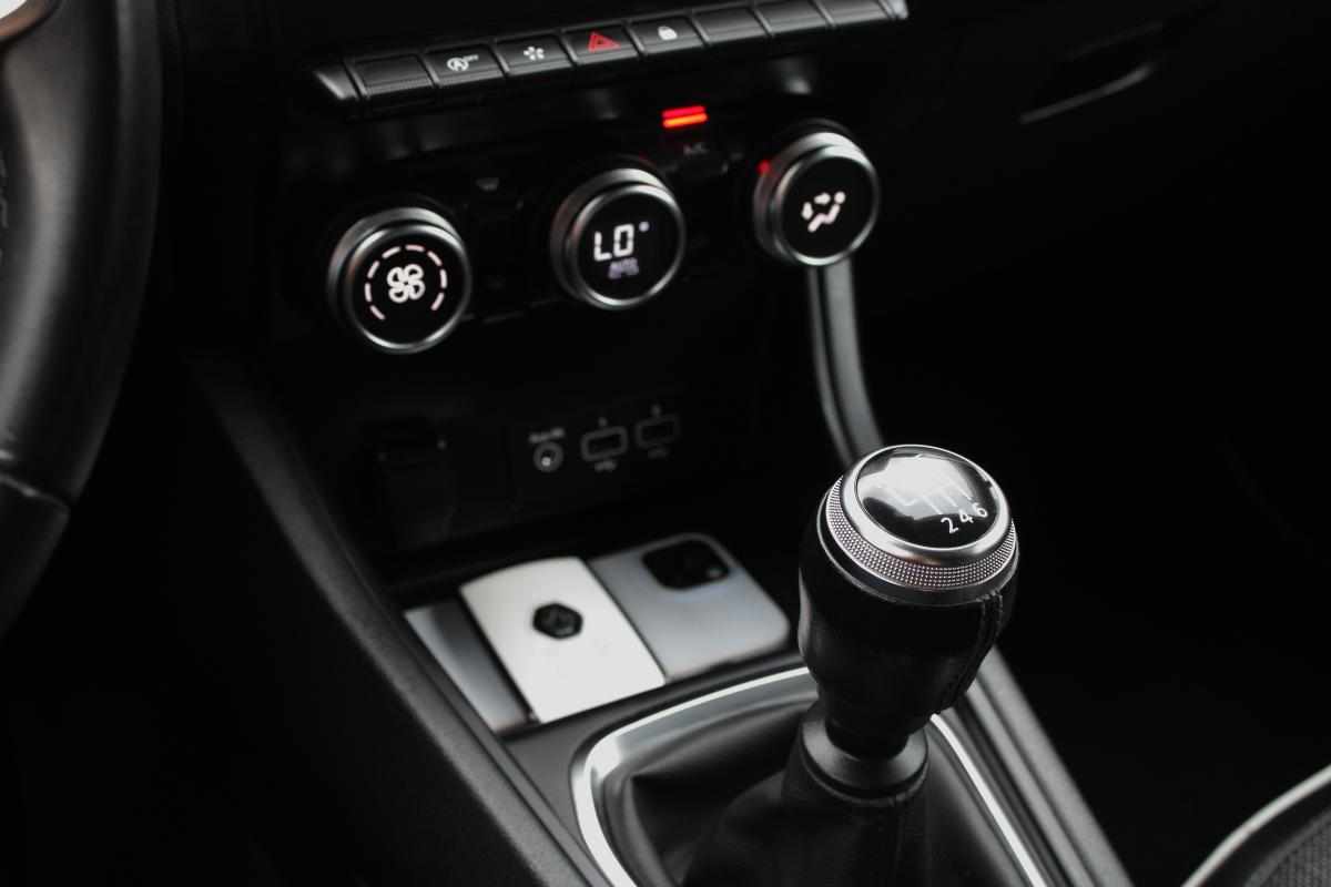 renault-captur-1-0-tce-2023-gasolina-999cc