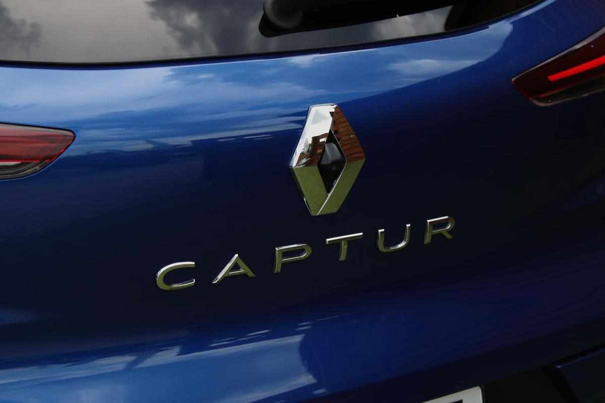 renault-captur-1-0-tce-2023-gasolina-999cc