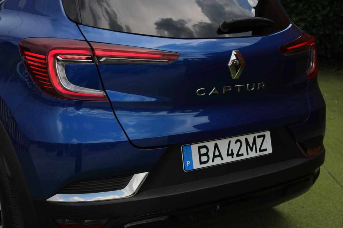 renault-captur-1-0-tce-2023-gasolina-999cc