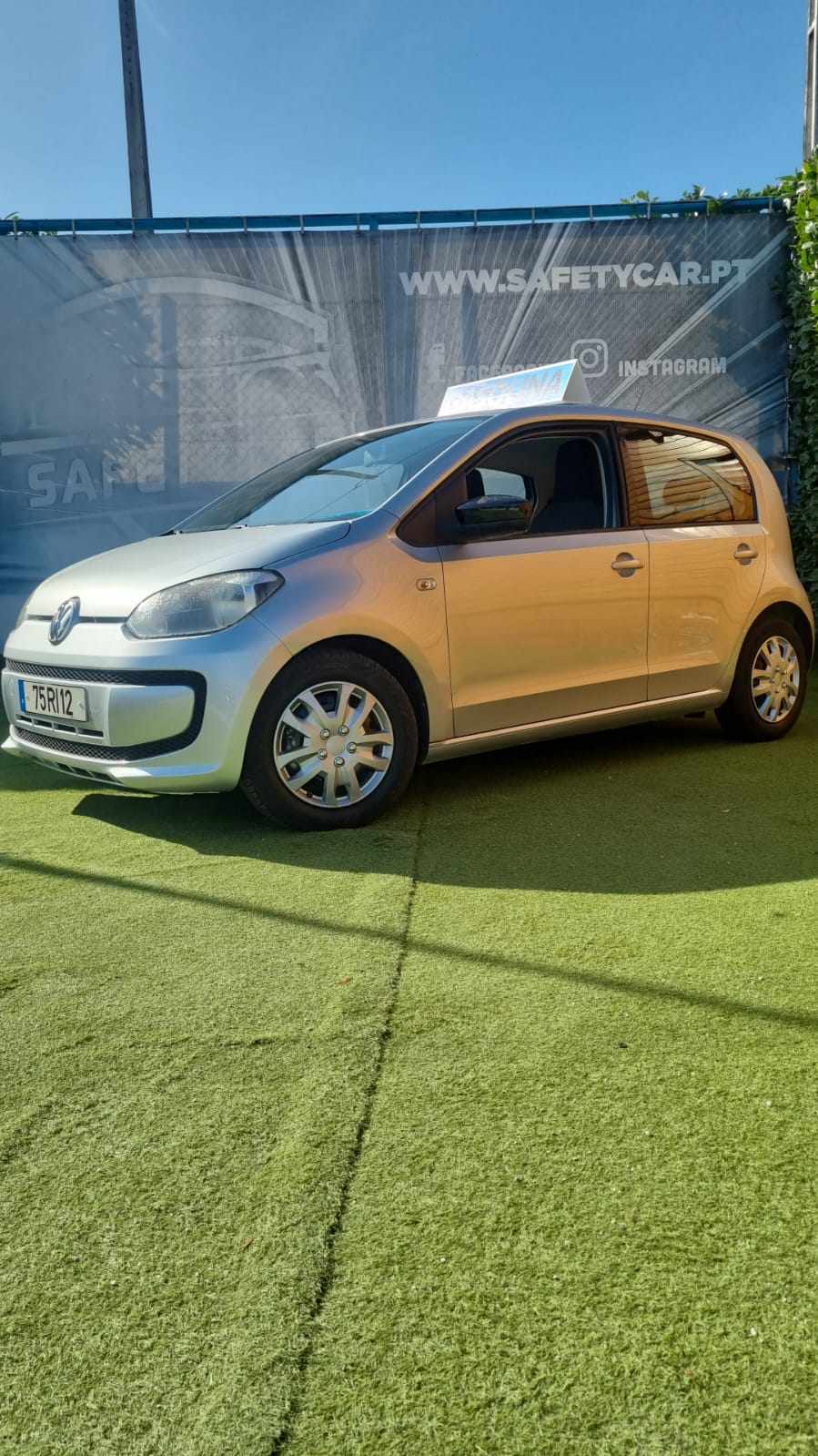 volkswagen-up-1-0-2016-gasolina-999cc