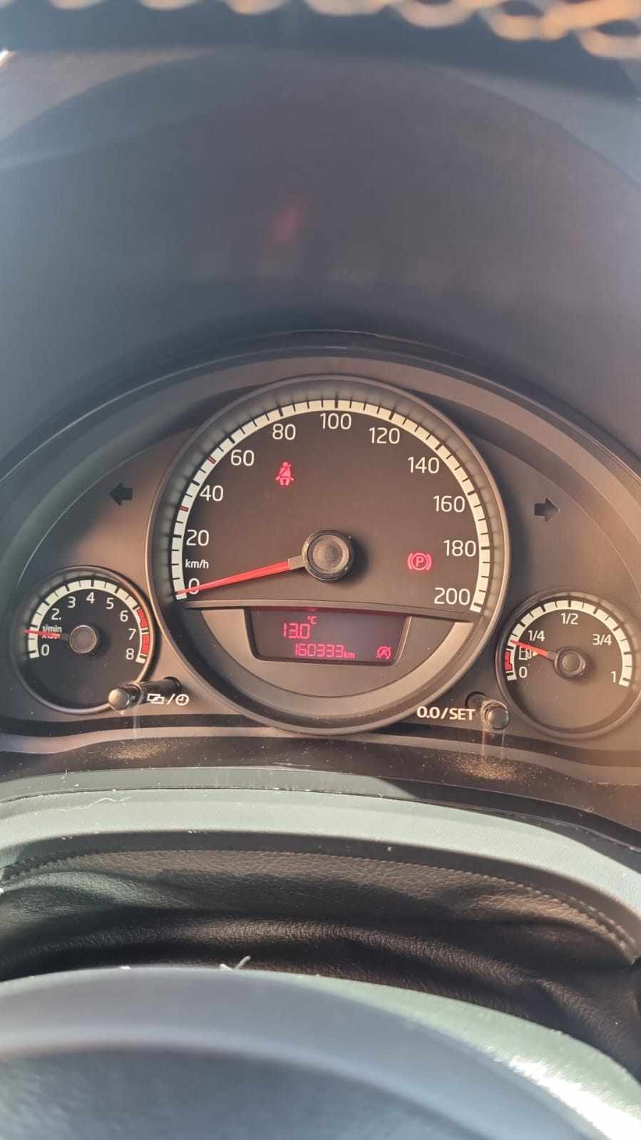volkswagen-up-1-0-2016-gasolina-999cc