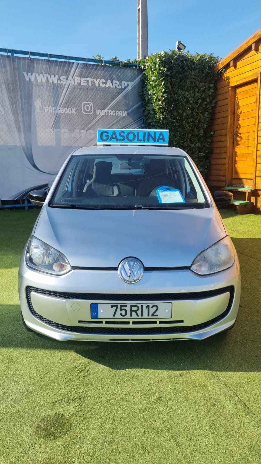 volkswagen-up-1-0-2016-gasolina-999cc