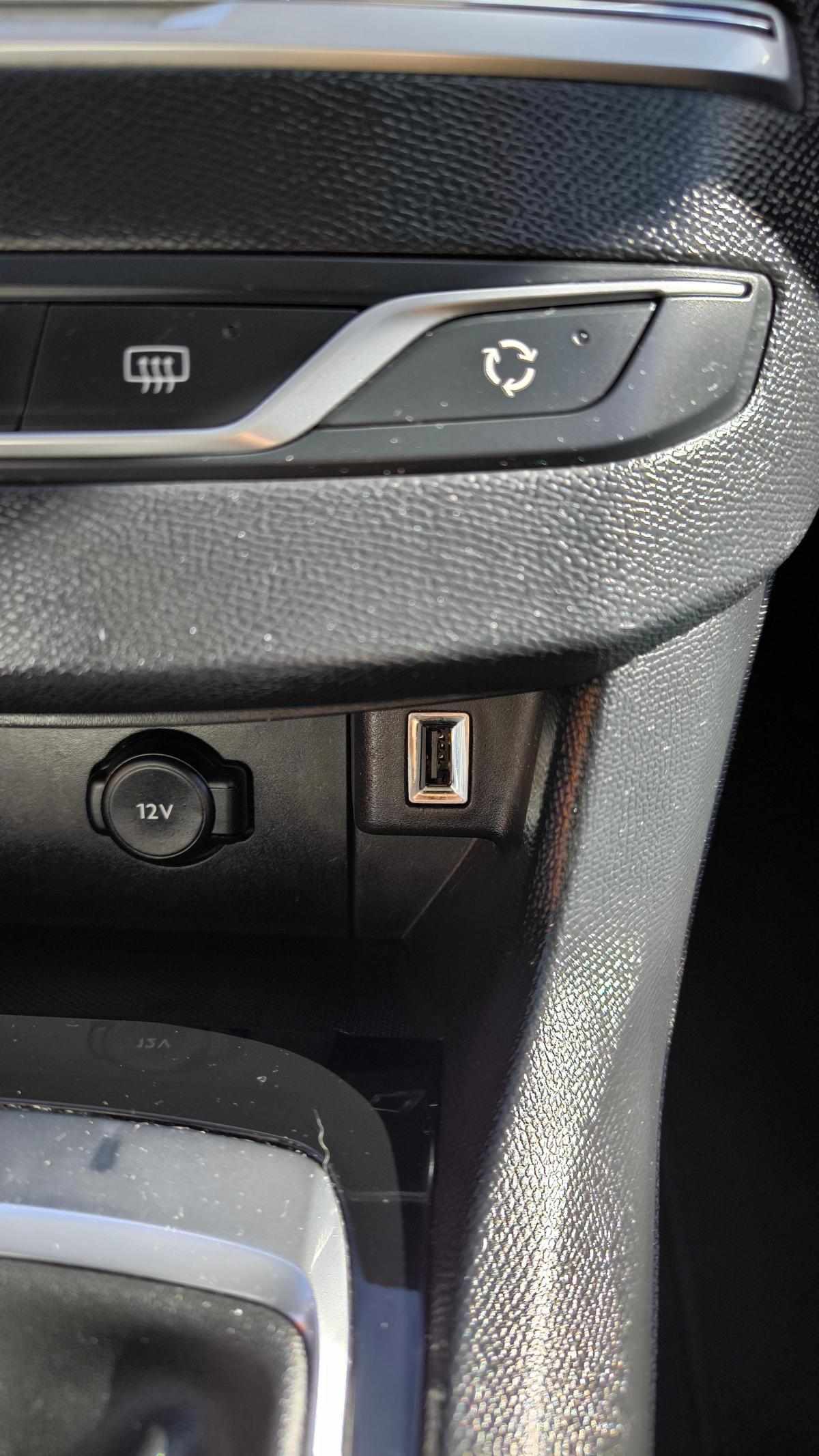 peugeot-308-1-5-bluehdi-2021-diesel-1499cc