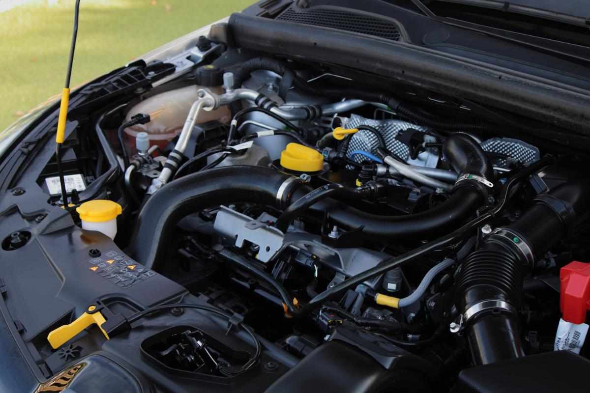 renault-clio-1-0-tce-2023-gasolina-999cc
