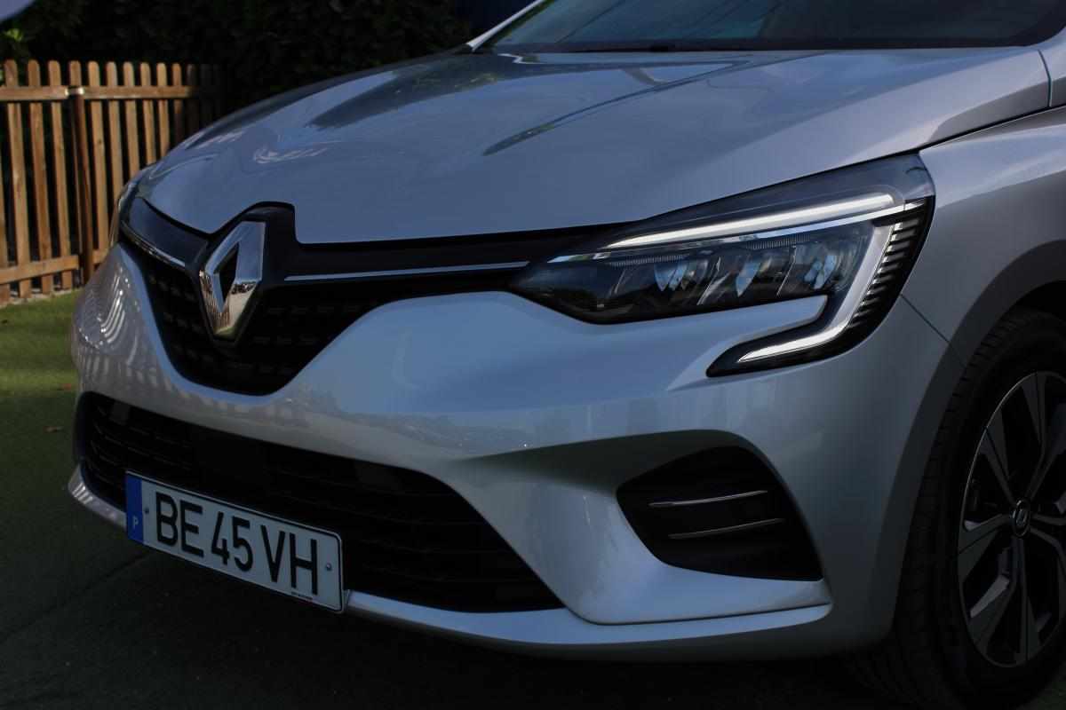 renault-clio-1-0-tce-2023-gasolina-999cc
