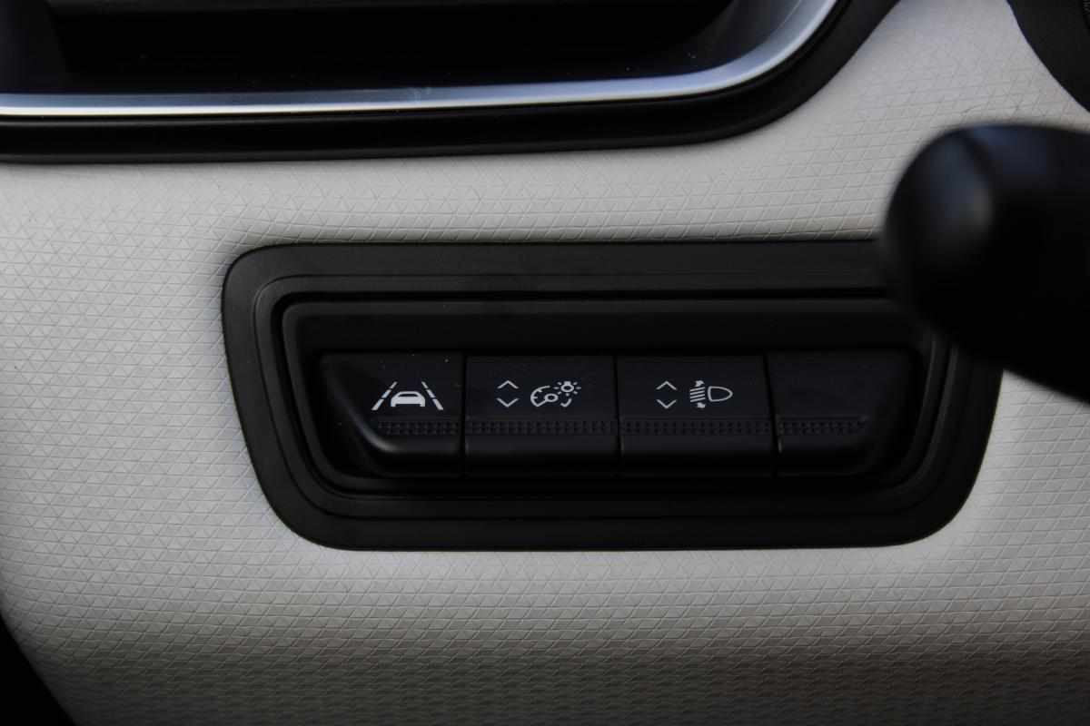 renault-clio-1-0-tce-2023-gasolina-999cc