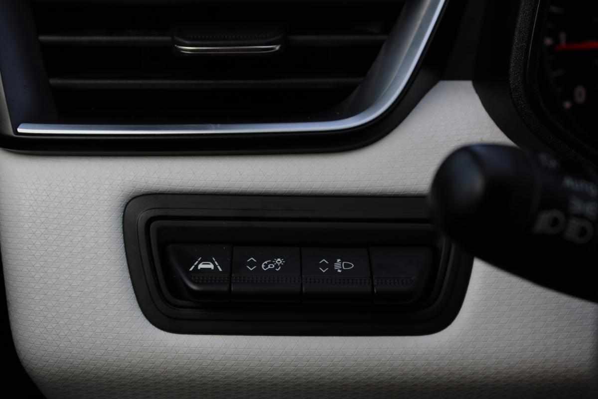 renault-clio-1-0-tce-2023-gasolina-999cc