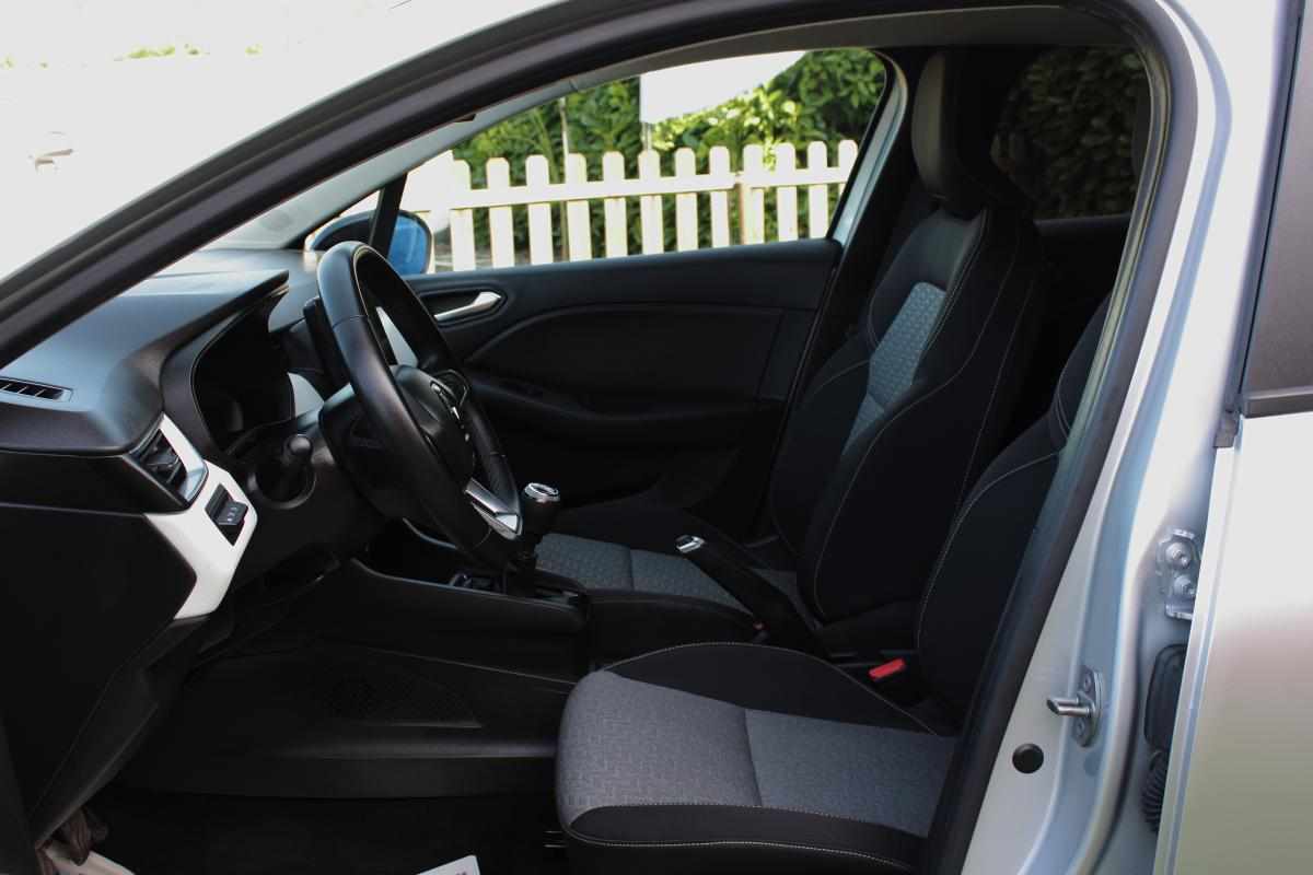 renault-clio-1-0-tce-2023-gasolina-999cc