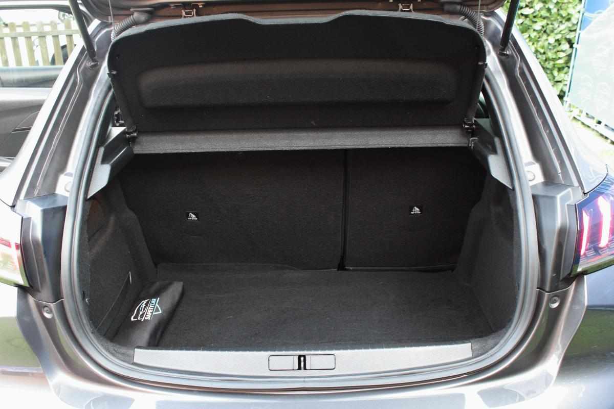 peugeot-208-1-2-puretech-2021-gasolina-1199cc