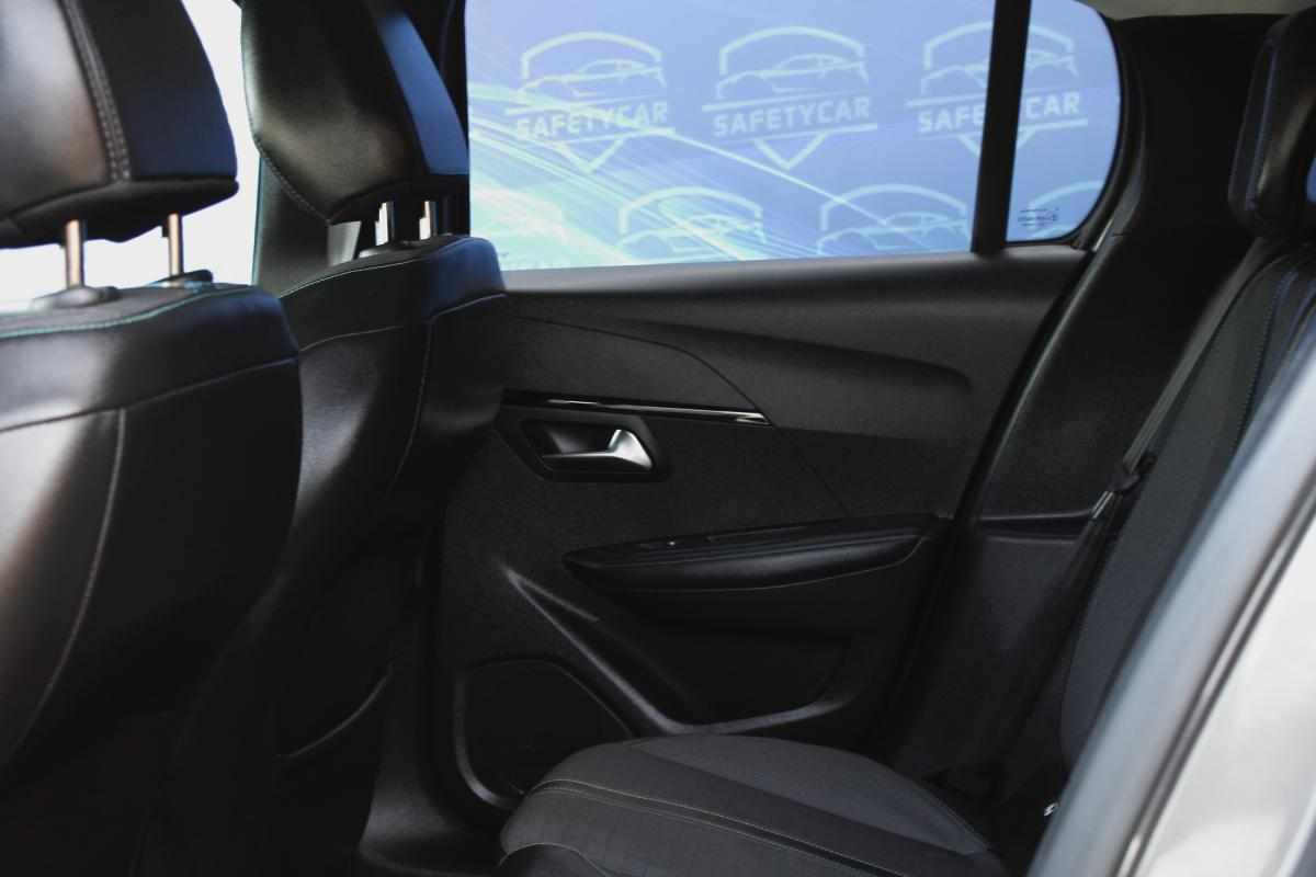 peugeot-208-1-2-puretech-2021-gasolina-1199cc