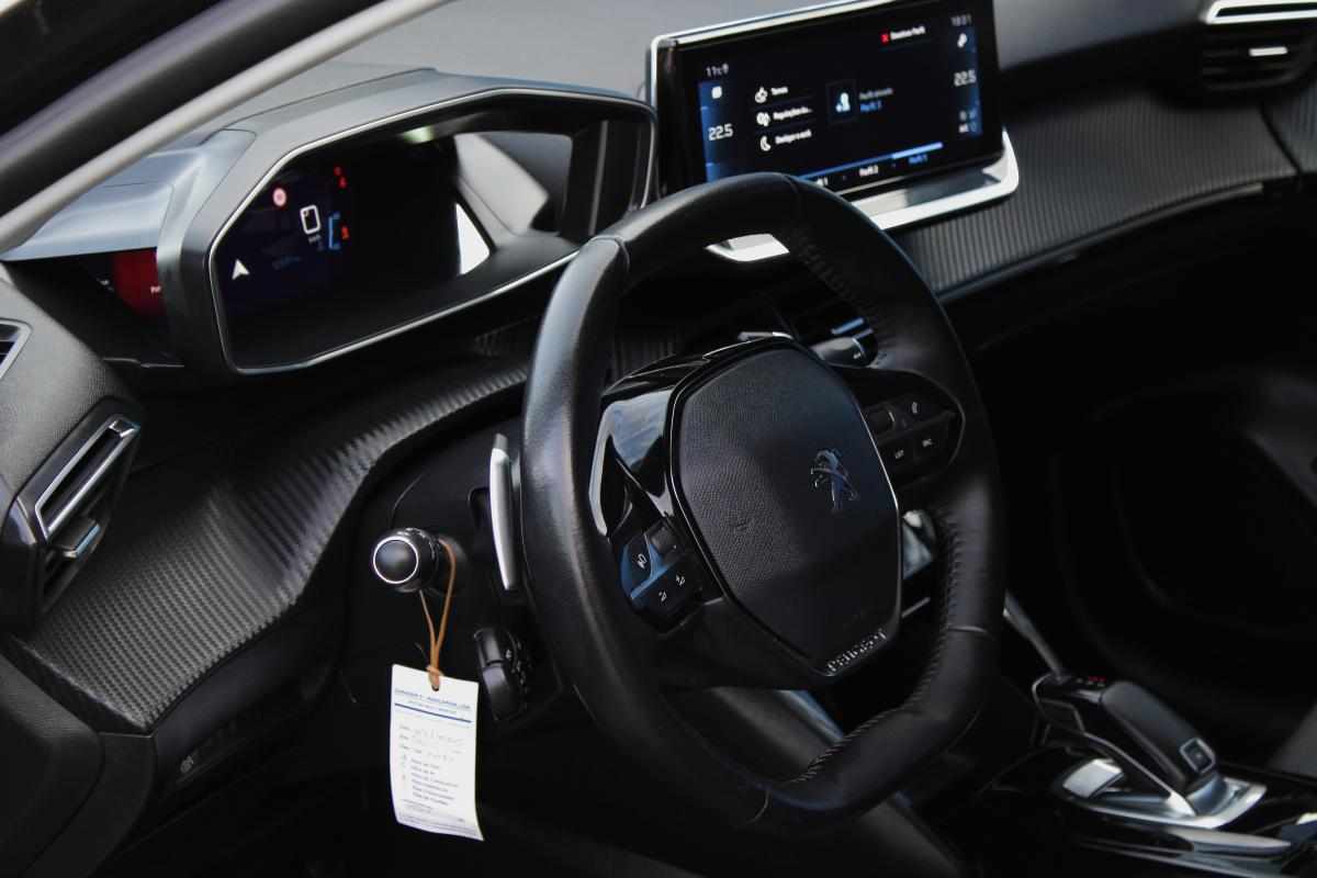 peugeot-208-1-2-puretech-2021-gasolina-1199cc