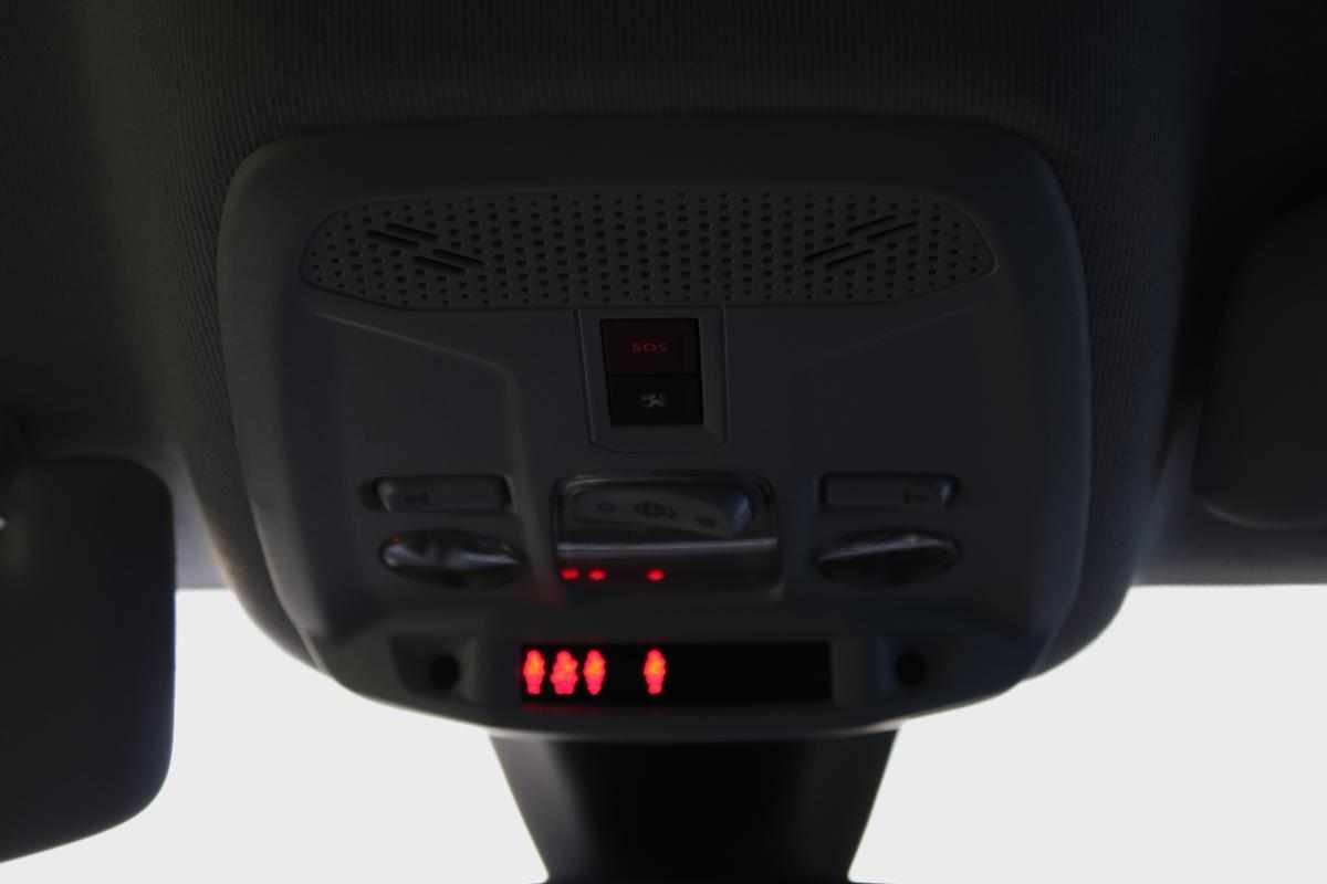 peugeot-208-1-2-puretech-2021-gasolina-1199cc