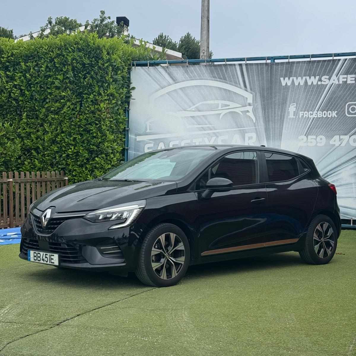 renault-clio-1-5-blue-dci-2023-diesel-1461cc