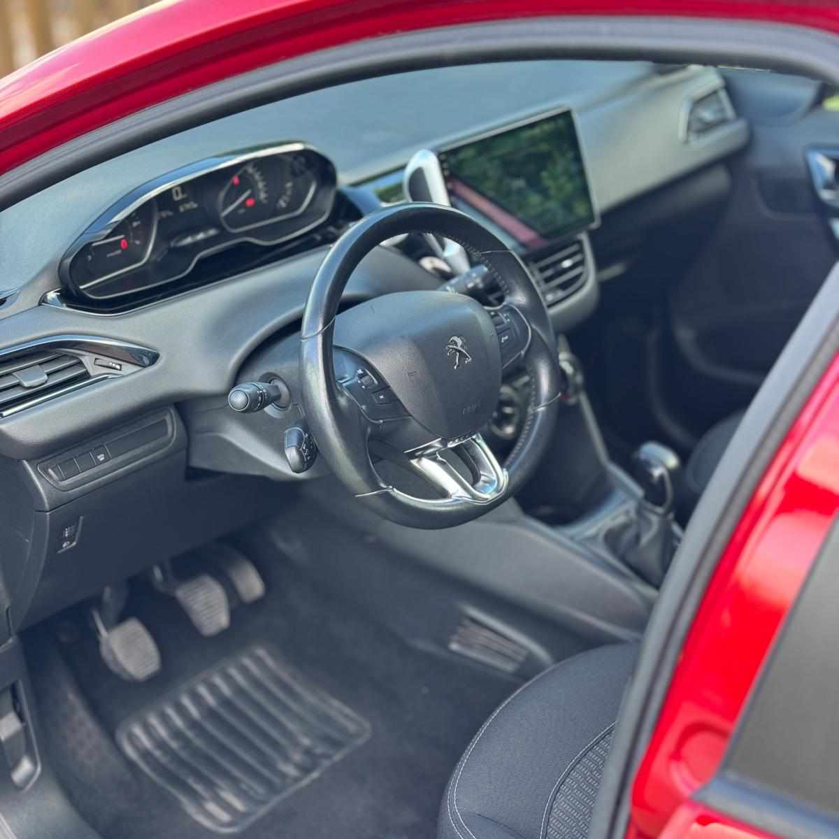peugeot-208-1-2-puretech-2018-gasolina-1199cc