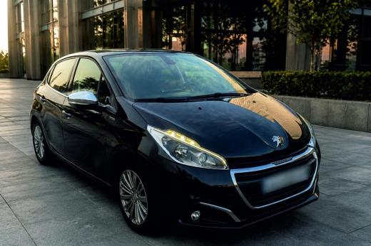 peugeot-208-2018-gasolina-1199cc