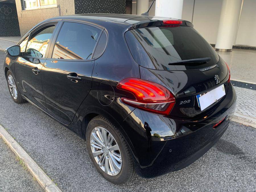 peugeot-208-2018-gasolina-1199cc