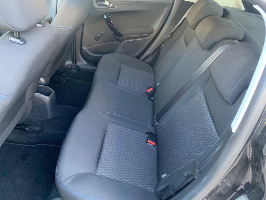 peugeot-208-2018-gasolina-1199cc