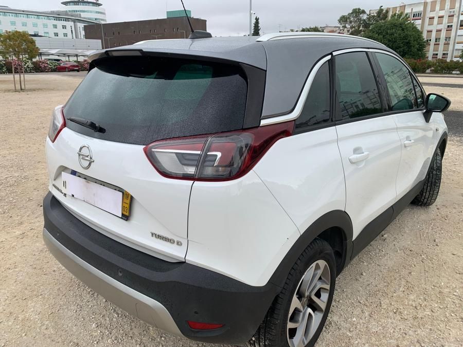 opel-crossland-x-2018-diesel-1560cc