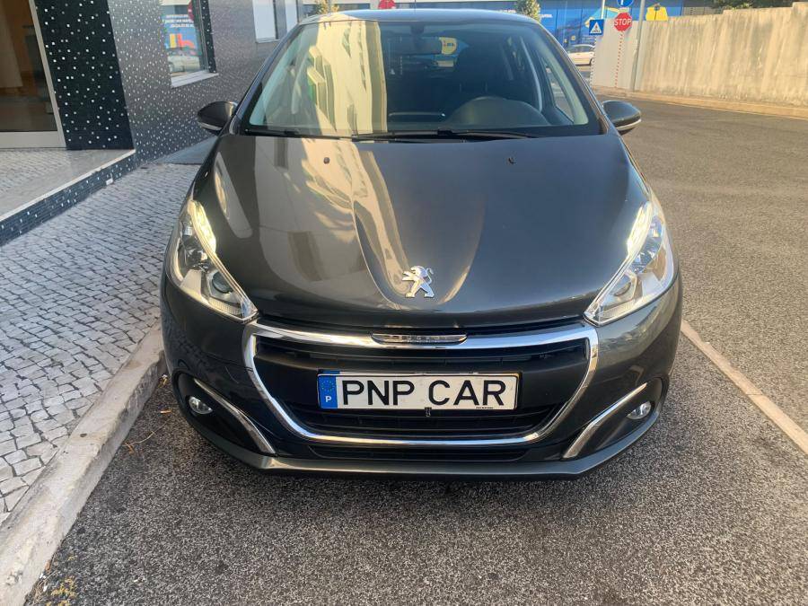 peugeot-208-2015-gasolina-1199cc