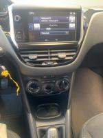 peugeot-208-2015-gasolina-1199cc