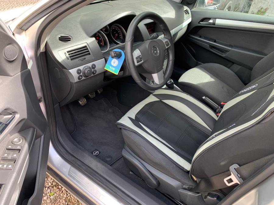 opel-astra-caravan-2008-diesel-1686cc