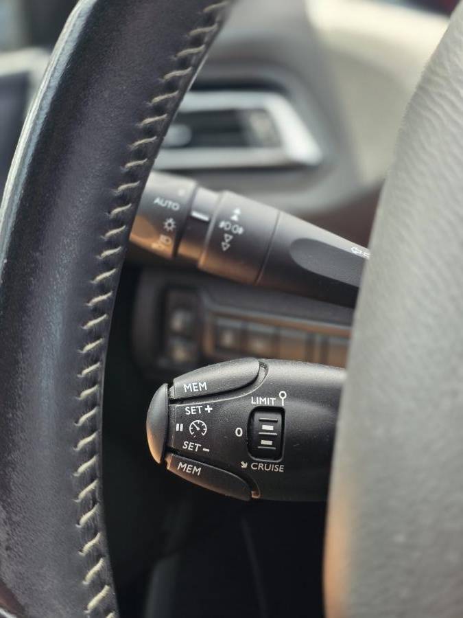 peugeot-308-sw-2016-diesel-1560cc