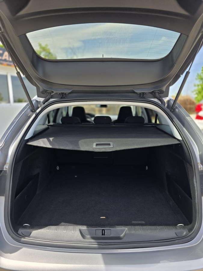 peugeot-308-sw-2016-diesel-1560cc