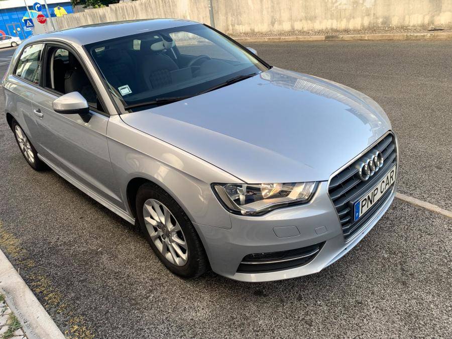 audi-a3-sportback-2015-diesel-1598cc