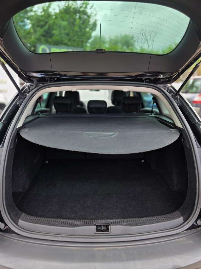 renault-megane-sport-tourer-2015-diesel-1461cc