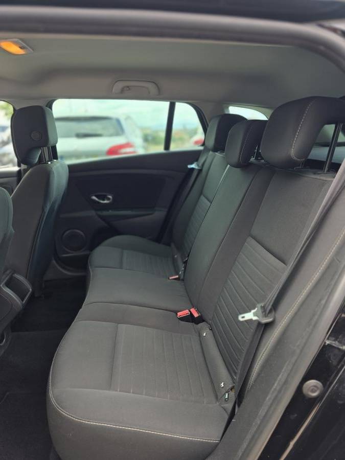 renault-megane-sport-tourer-2015-diesel-1461cc