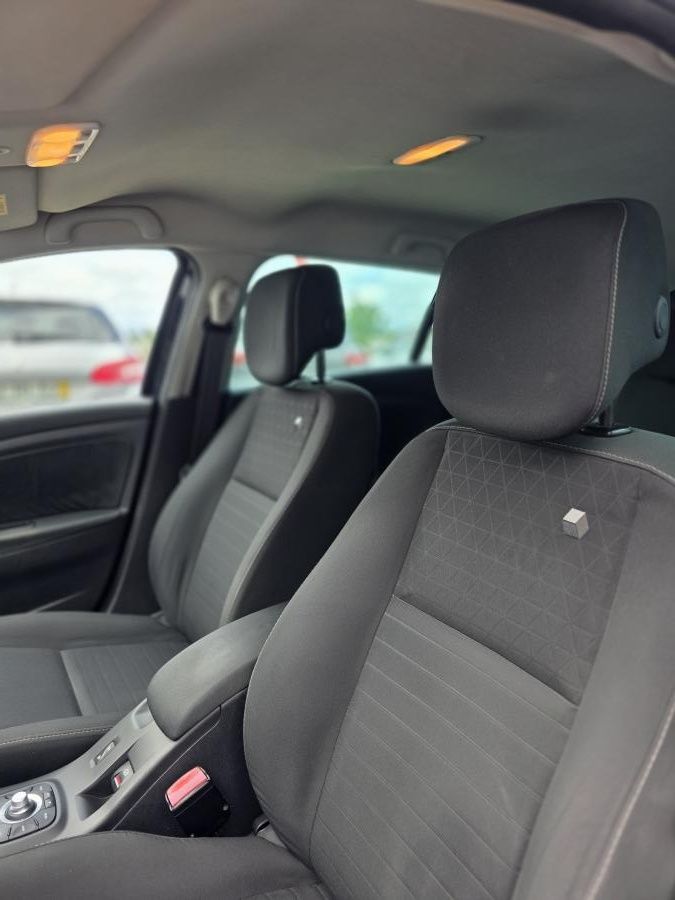 renault-megane-sport-tourer-2015-diesel-1461cc
