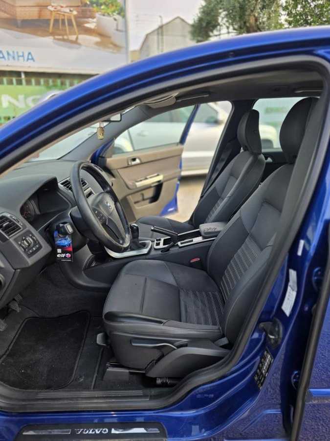 volvo-v50-2009-diesel-1560cc