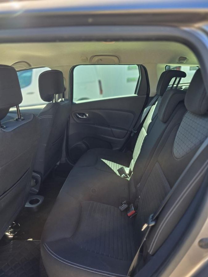 renault-clio-sport-tourer-2014-diesel-1461cc