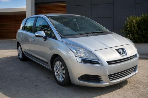 peugeot-5008-2012-diesel-1560cc