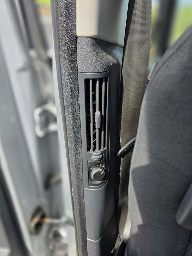 peugeot-5008-2012-diesel-1560cc