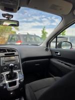 peugeot-5008-2012-diesel-1560cc