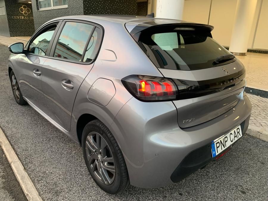 peugeot-208-2021-gasolina-1199cc