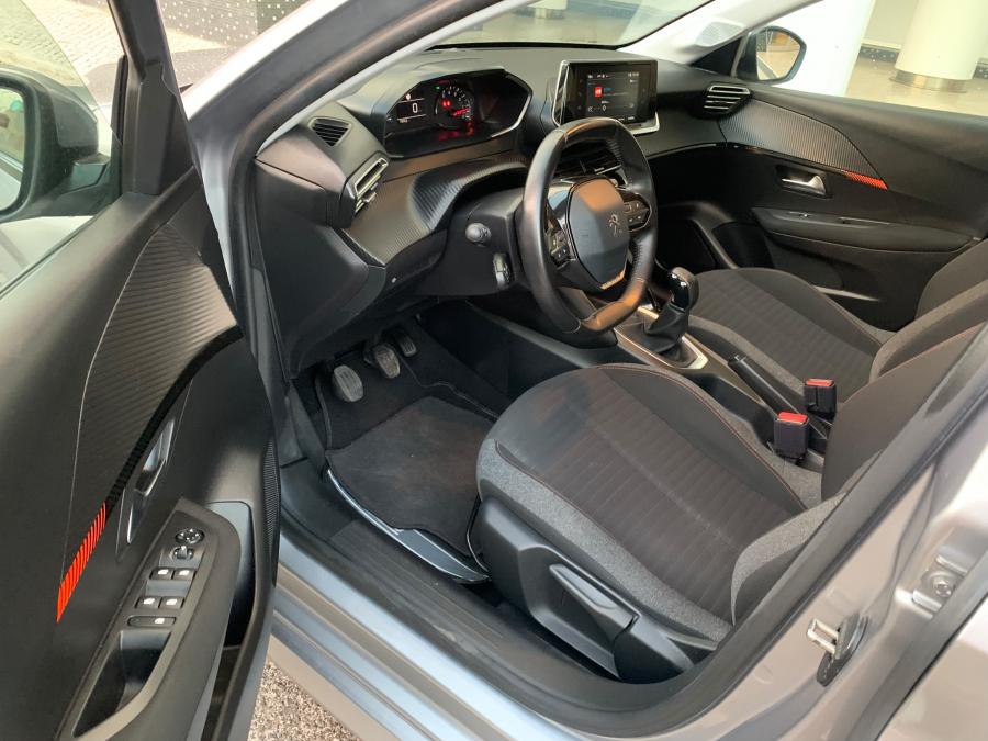 peugeot-208-2021-gasolina-1199cc