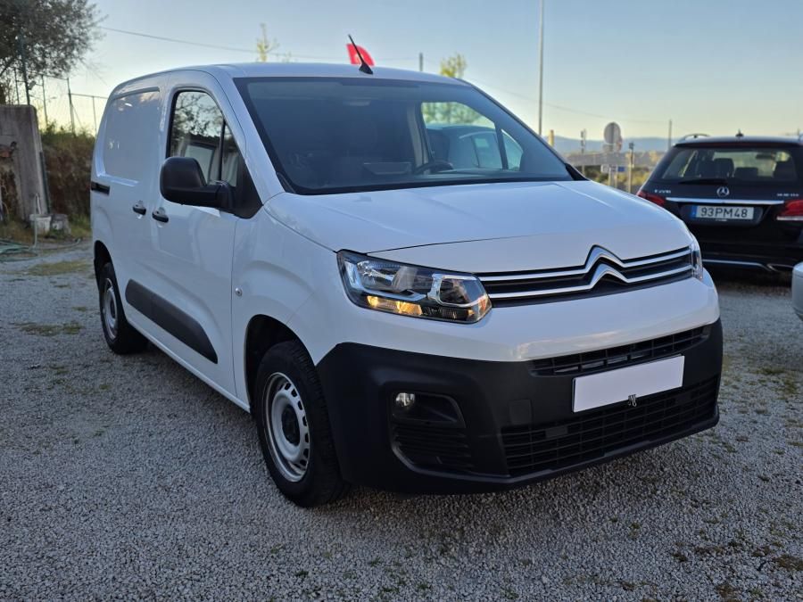 citroen-berlingo-2021-diesel-1500cc