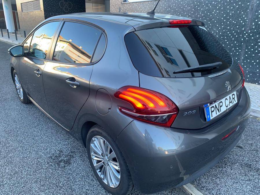 peugeot-208-2018-gasolina-1199cc