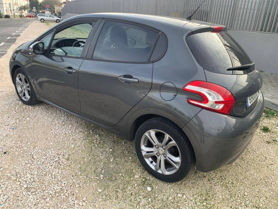 peugeot-208-2014-diesel-1398cc