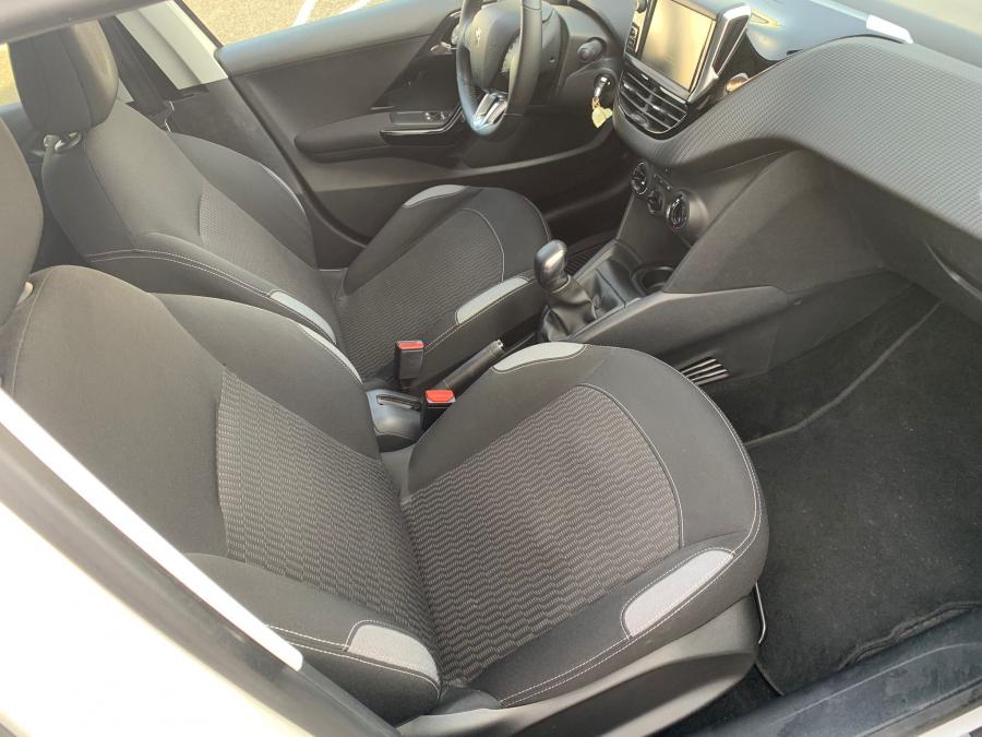 peugeot-208-2016-gasolina-1199cc