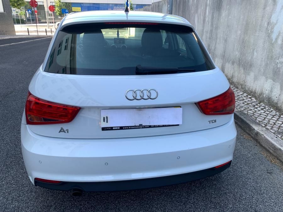 audi-a1-sportback-2015-diesel-1598cc