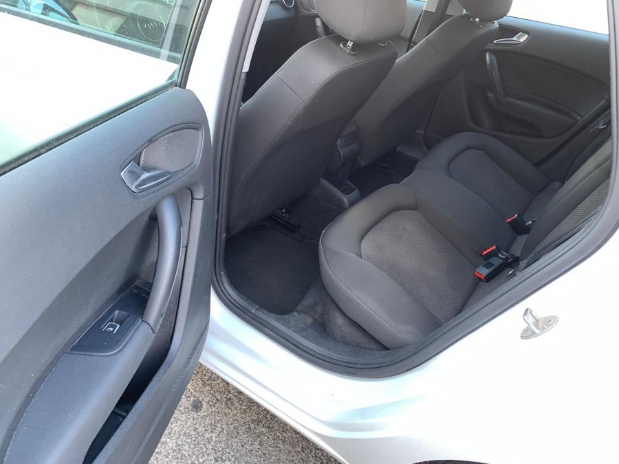 audi-a1-sportback-2015-diesel-1598cc