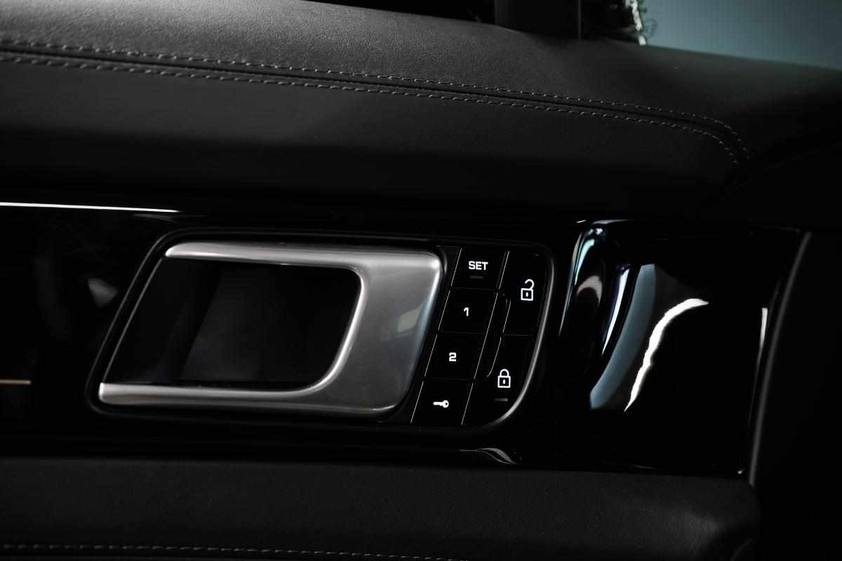 porsche-panamera-4-e-hybrid-2020-gasolina-2894cc