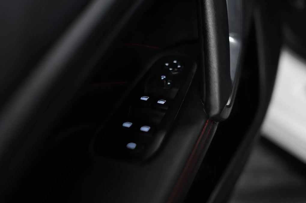 peugeot-308-sw-2021-diesel-1499cc