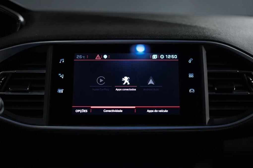 peugeot-308-sw-2021-diesel-1499cc
