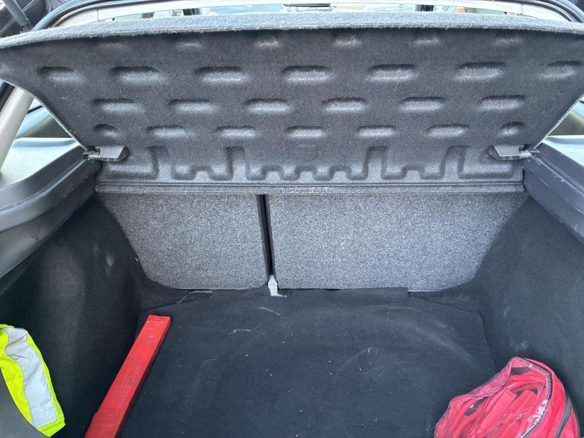 seat-ibiza-2004-diesel-1422cc