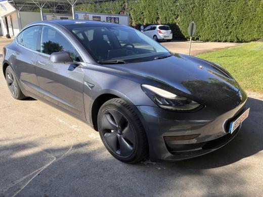 tesla-model-3-2020-eletrico-555cc