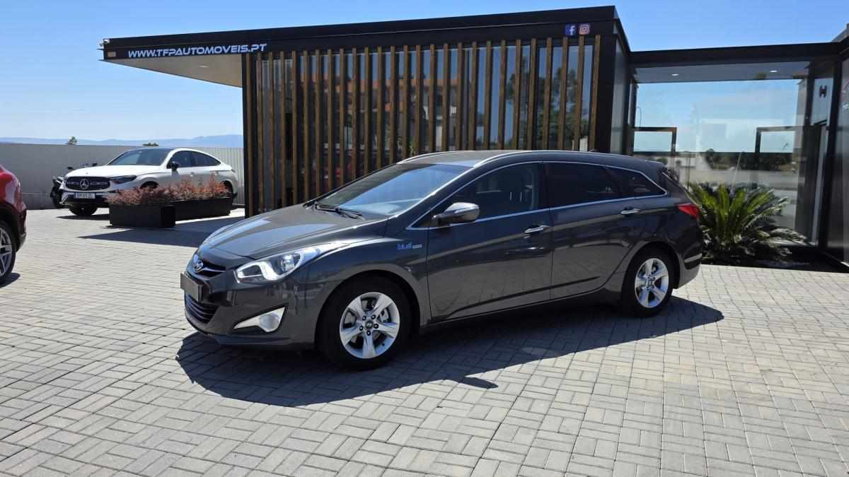 hyundai-i40-1-7-crdi-blue-2014-diesel-1685cc